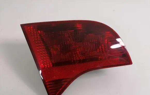 Audi A4 S4 B7 8E 8H Tailgate rear/tail lights 8E9945093A