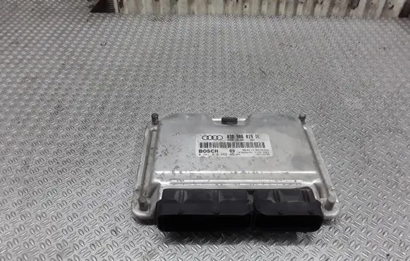 Audi A3 S3 8L Engine control unit/module 038906019DE 028Q010469