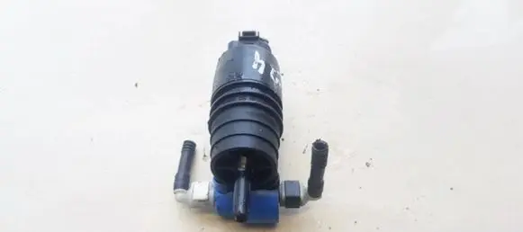 Volkswagen Caddy Windscreen/windshield washer pump