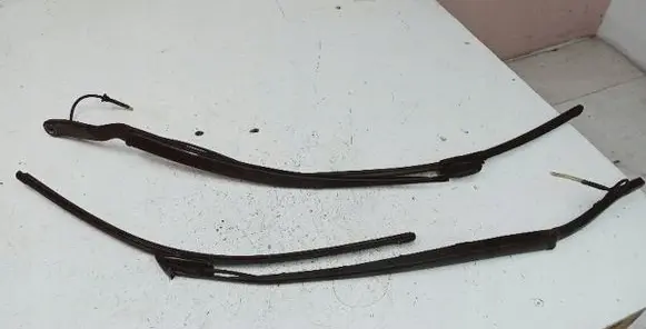 Peugeot 807 Front wiper blade arm 6429T5