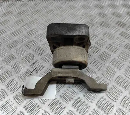 Ford S-MAX Engine mount bracket 6G916F012DD