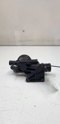 Nissan Qashqai Thermostat/thermostat housing 110617671R