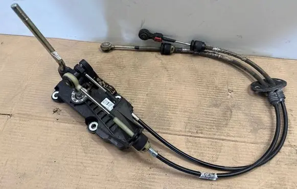 Ford Focus Gear shifter/selector 8M5R7C453BAA 0000141154 111192093
