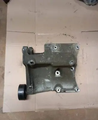 Generator/alternator bracket