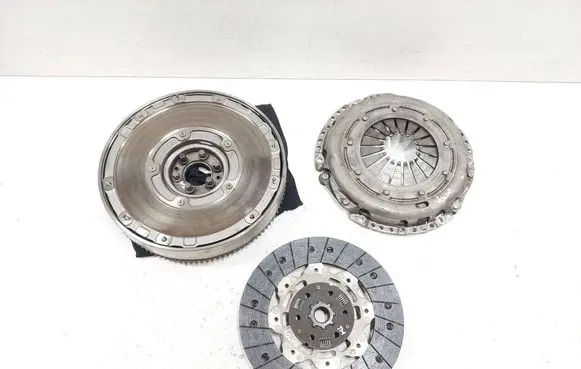 Volvo V50 Clutch set kit A012001600 101117A AV61647703