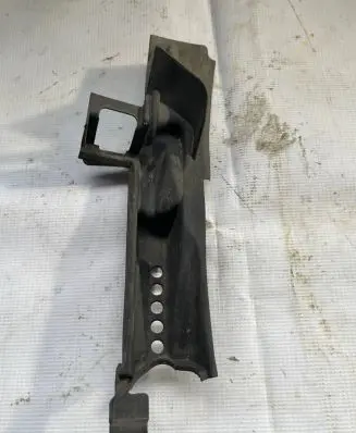 BMW 6 E63 E64 Air intake duct part 6939721