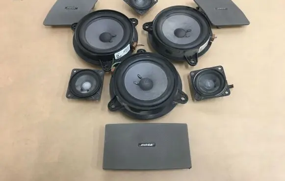 Infiniti FX Audio system kit 28156AM900 28148CG012