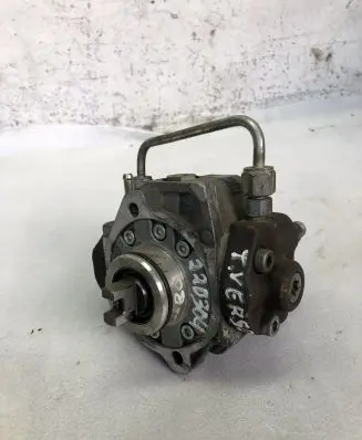 Toyota Corolla Verso AR10 Fuel injection high pressure pump 221000R020