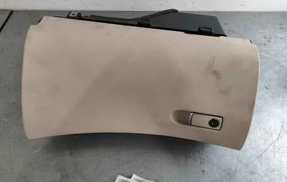 Mercedes-Benz E AMG W213 Glove box A2136800591