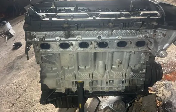 BMW 5 E60 E61 Engine 7502903