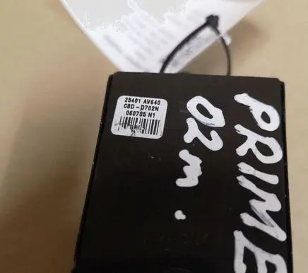 Nissan Primera Electric window control switch C8DD702N 25401AV640
