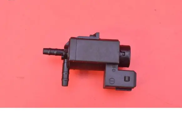 BMW 7 F01 F02 F03 F04 Vacuum valve