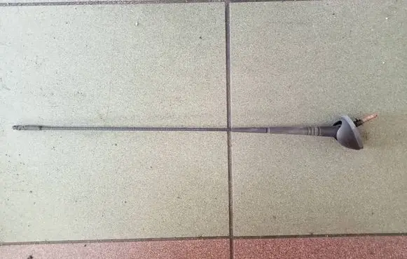 Nissan Micra Radio antenna 000