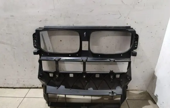 BMW X6 E71 Intercooler air guide/duct channel 7192758 51647192758