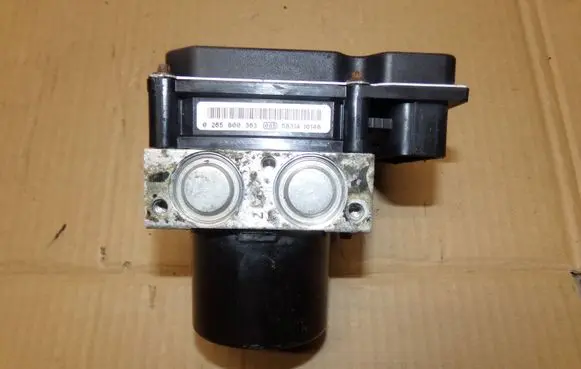 Skoda Fabia Mk1 (6Y) ABS Pump 0265800363