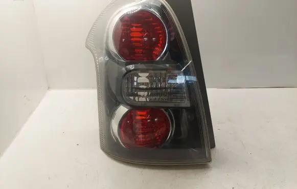 Toyota Corolla Verso AR10 Rear/tail lights 815610F080