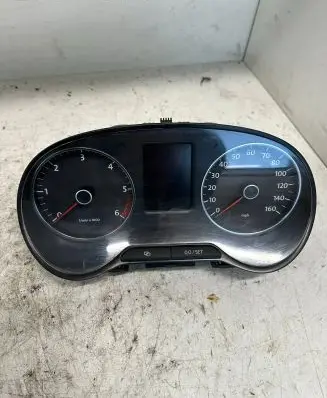 Volkswagen Polo V 6R Speedometer (instrument cluster) 6R0920961K