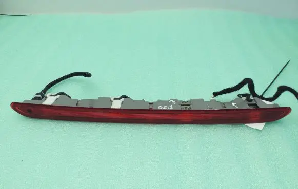 BMW 1 F20 F21 Third/center stoplight 63257241551 7241551