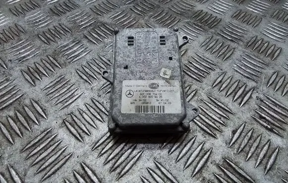 Mercedes-Benz E AMG W211 Headlight ballast module Xenon A0028206026 5DF00870400 5DF008704