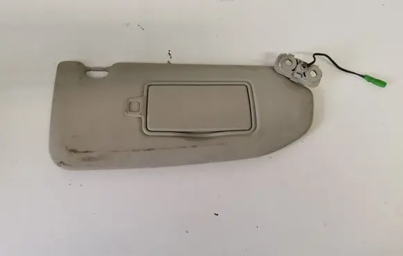 Sun visor