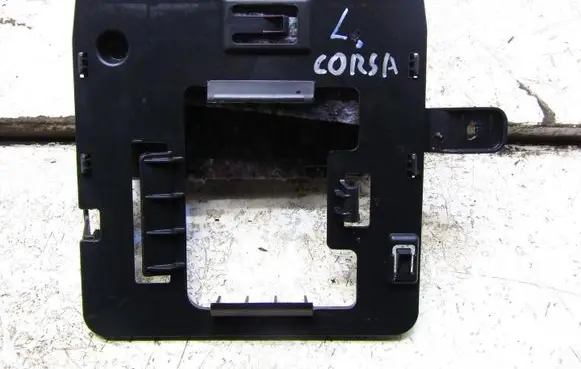 Opel Corsa F Engine control unit holder 1111