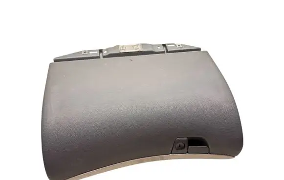 Volvo V70 Glove box 8650374