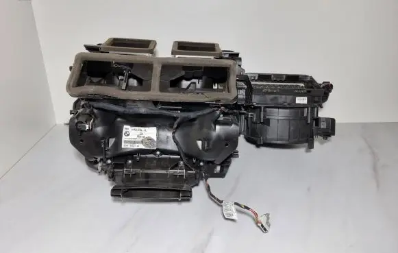 BMW 3 E90 E91 Interior heater climate box assembly 9181171 9197710 992813N