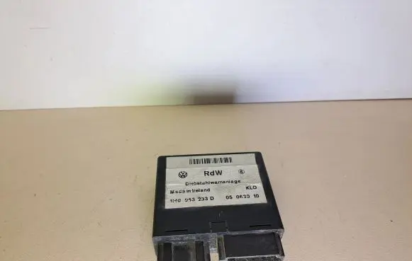 Volkswagen Golf III Alarm control unit/module 1H0953233D 05063010