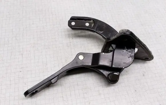 Volvo V70 Tailgate/trunk/boot hinge