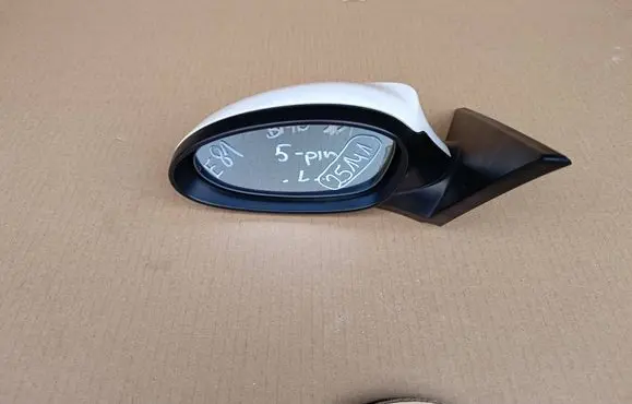 BMW 1 E81 E87 Front door electric wing mirror 