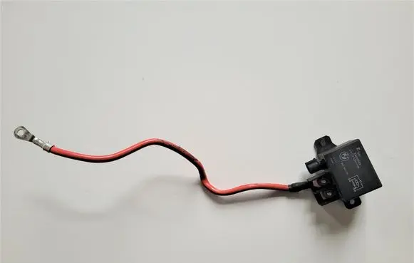 BMW 7 F01 F02 F03 F04 Coolant fan relay 61367661503 7661503