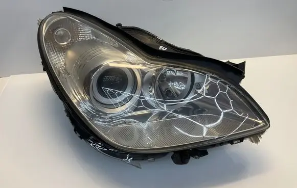 Mercedes-Benz CLS C219 Headlight/headlamp