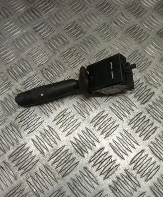 Peugeot 605 Indicator stalk