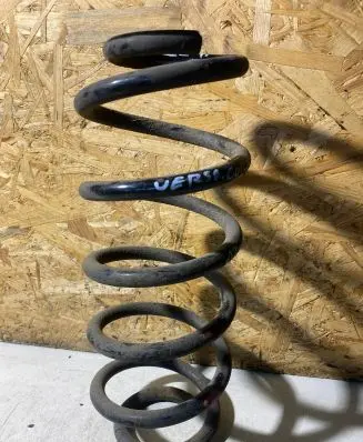 Toyota Verso Rear coil spring