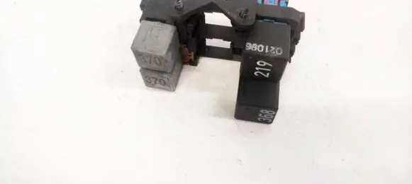 Audi A6 S6 C4 4A Fuse box set 4A0907045 05370300