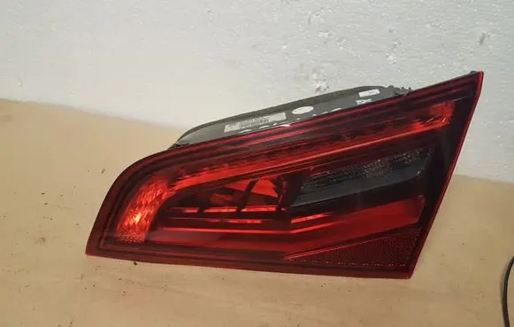 Audi A3 S3 8V Tailgate rear/tail lights 8V4945094A