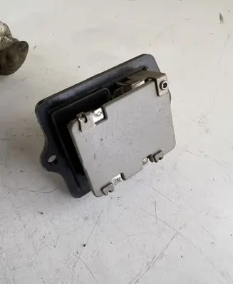 Mitsubishi Montero Heater blower motor/fan resistor 