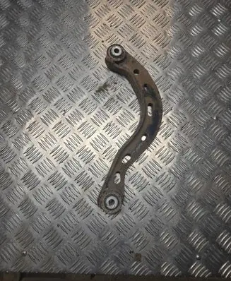 Rear control arm