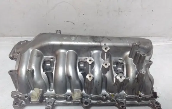 Opel Astra H Intake manifold 700997160 8973858235 1017220608