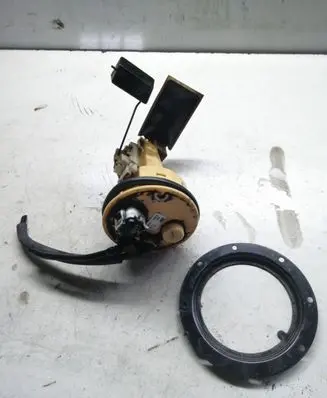 Toyota Corolla Verso AR10 Fuel level sensor 770100F010