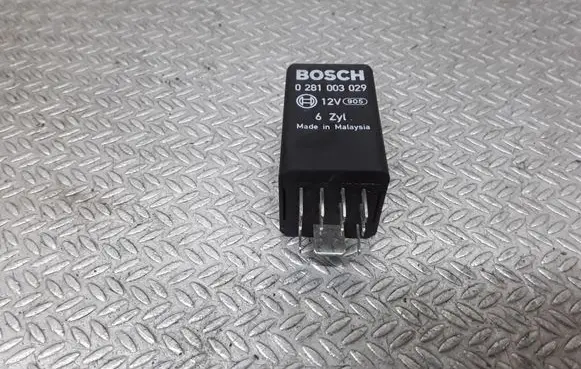 Audi A6 Allroad C6 Glow plug pre-heat relay 0281003029