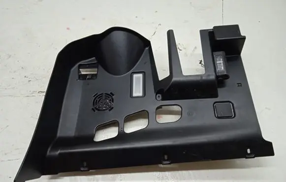 BMW 3 E92 E93 Dashboard lower bottom trim panel 108229