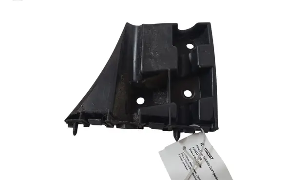 Volvo V40 Front bumper mounting bracket 31425110