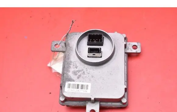 Audi Q7 4L Voltage converter/converter module 8K0941597B
