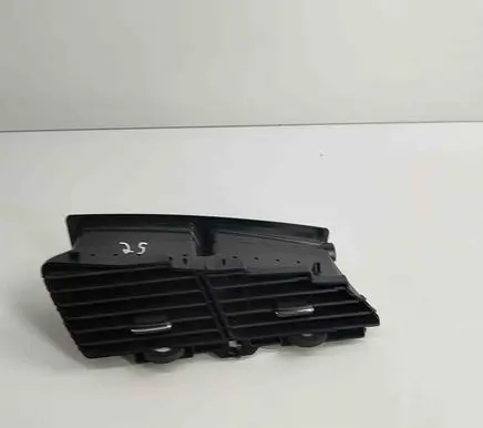 Peugeot 3008 I Dashboard air vent grill cover trim 823113