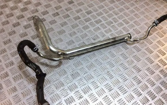 Volvo XC90 Engine coolant pipe/hose 31686270 31368536