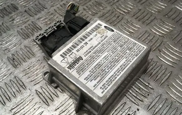 Ford Mondeo Mk III Airbag control unit/module 4S7T14B056AC 603951000 DDJ8A