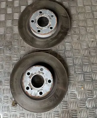 Toyota Corolla Verso AR10 Front brake disc