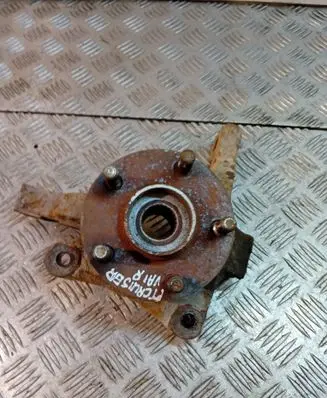 Chrysler PT Cruiser Front wheel bearing hub 