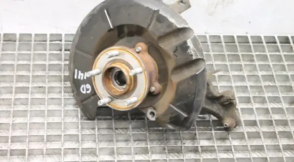 Ford Kuga II Rear wheel hub